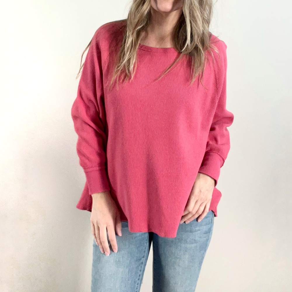 WE THE FREE Casual Thermal 100% Cotton with split back hem top size XS